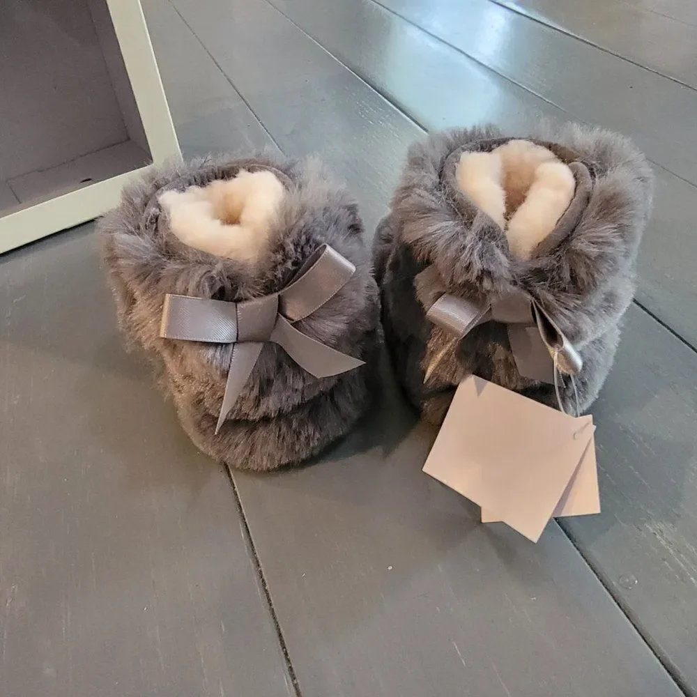 UGG Kid's Gray Jesse Bow II Fluff Bootie Size XS (0-6)